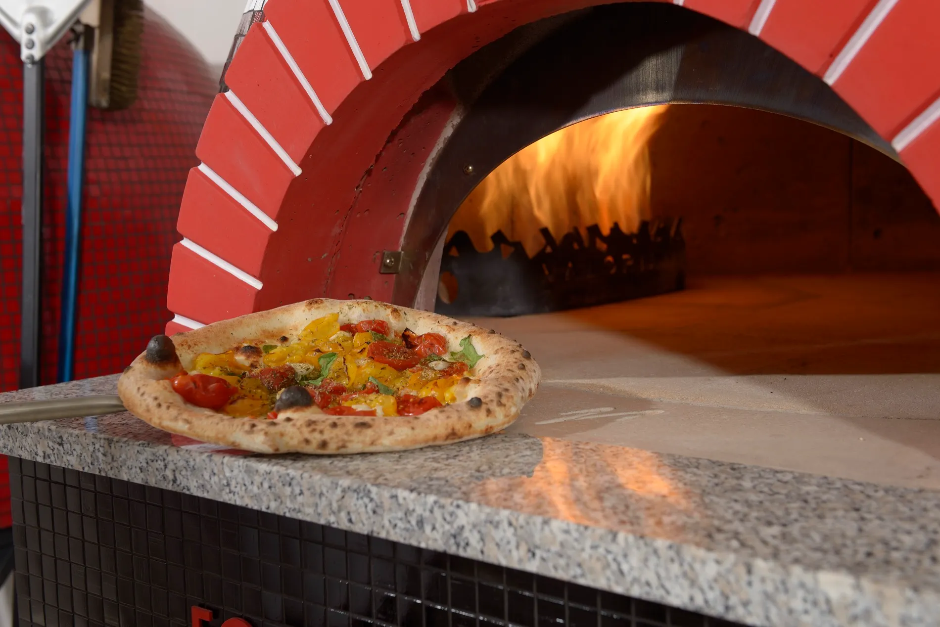 huong-dan-ve-sinh-lo-nuong-pizza-valoriani-1.webp (133 KB)