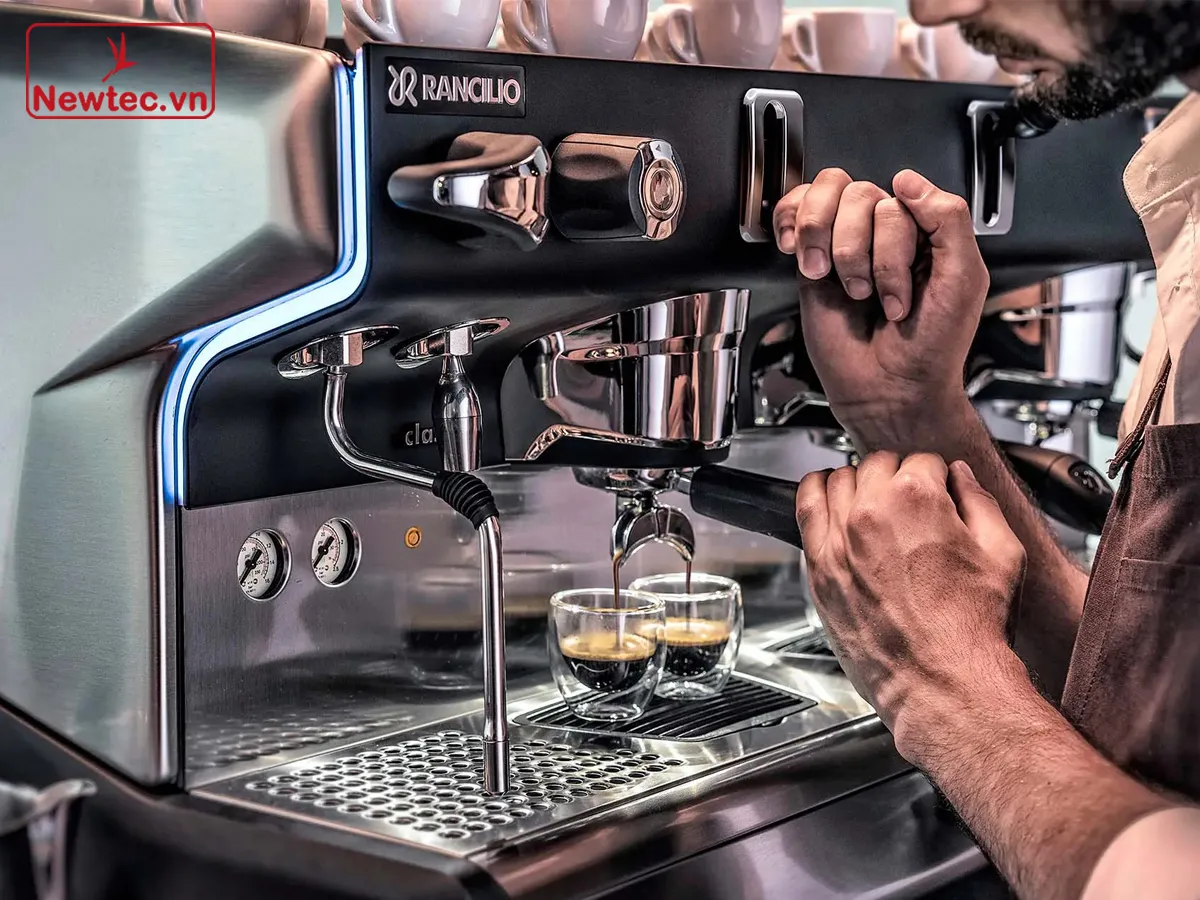 rancilio-classe-9-re-1-3.webp (147 KB)