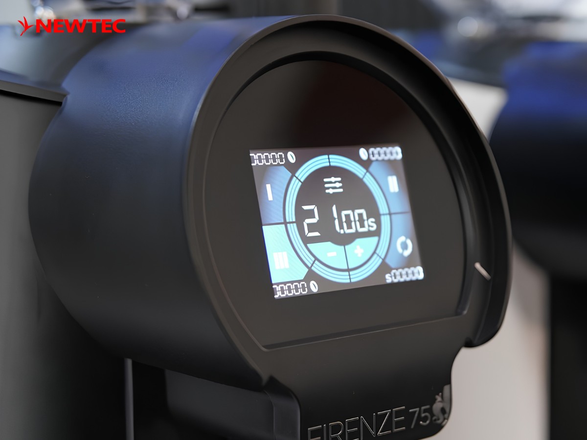 sp-web-newtec-100.jpg (104 KB)