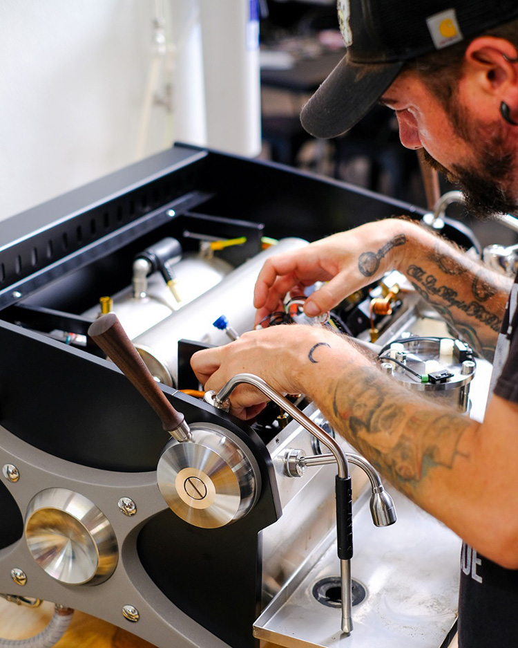 slayer-espresso-single-group-su-ket-hop-hoan-hao-giua-cong-nghe-thuong-mai-va-su-tinh-te-ca-nhan
