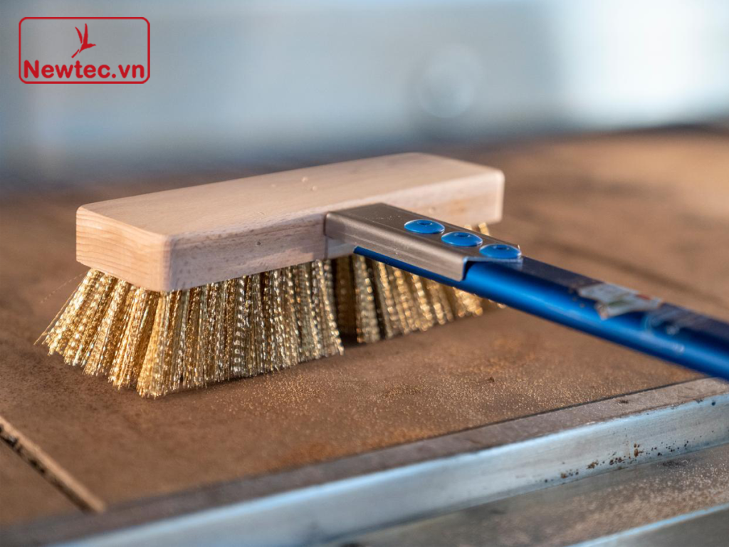 chổi vệ sinh -2